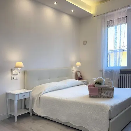 Mercedes Affittacamere 3*